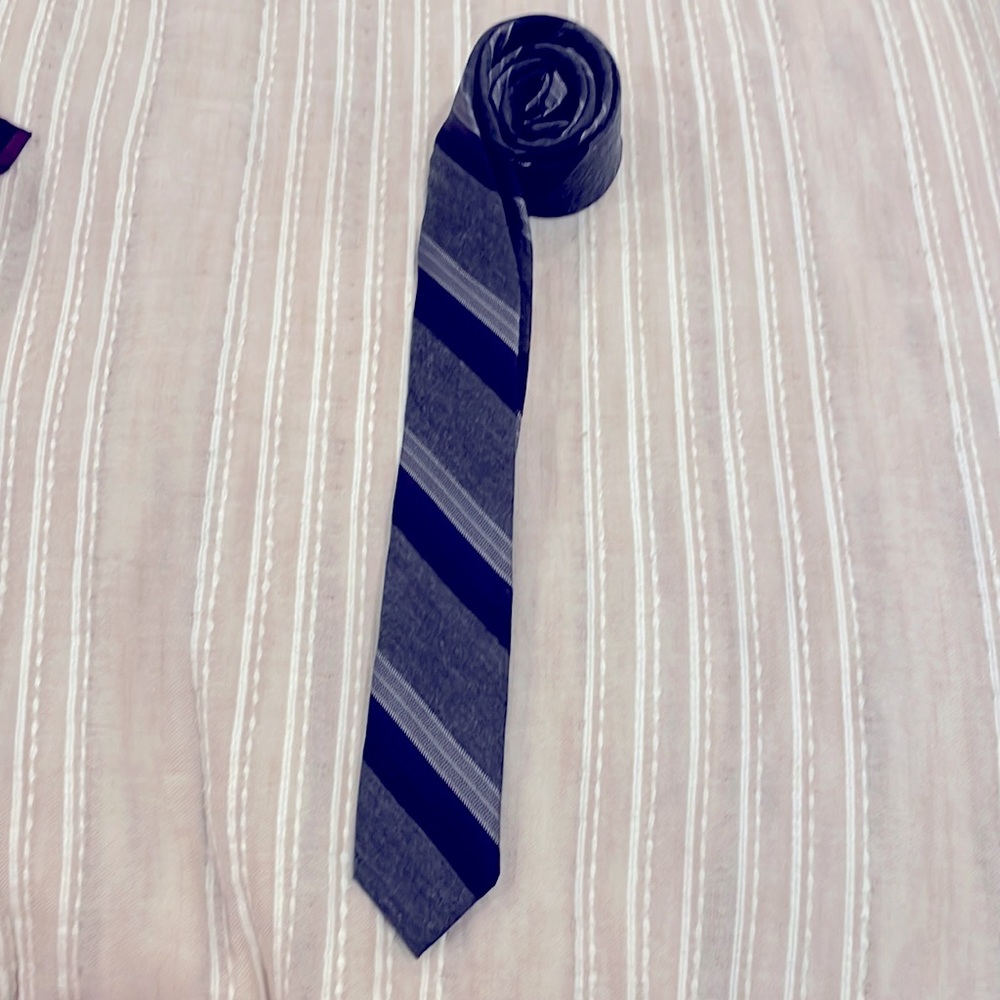 Men’s tie - Calvin Klein Slim tie, purple and grey.